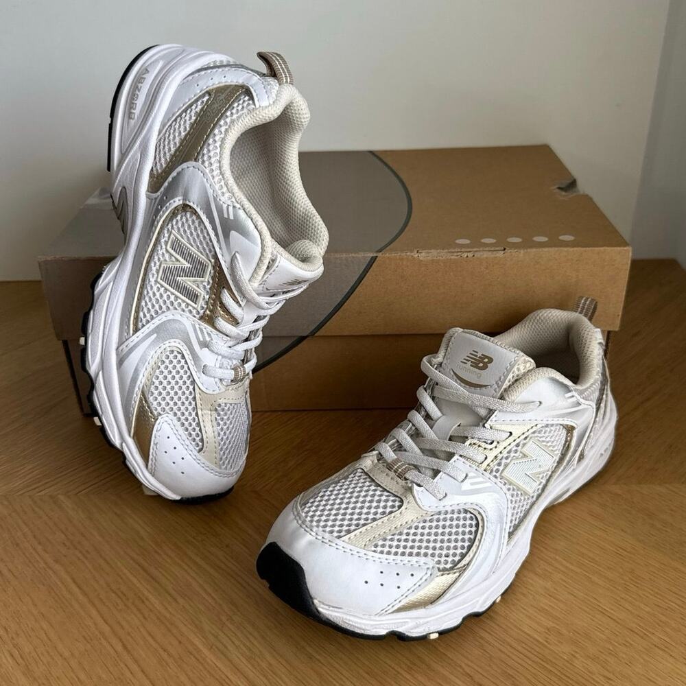 New Balance 530 Bungee White/Metallic Gold Kids Sneakers- SZ 3 Y